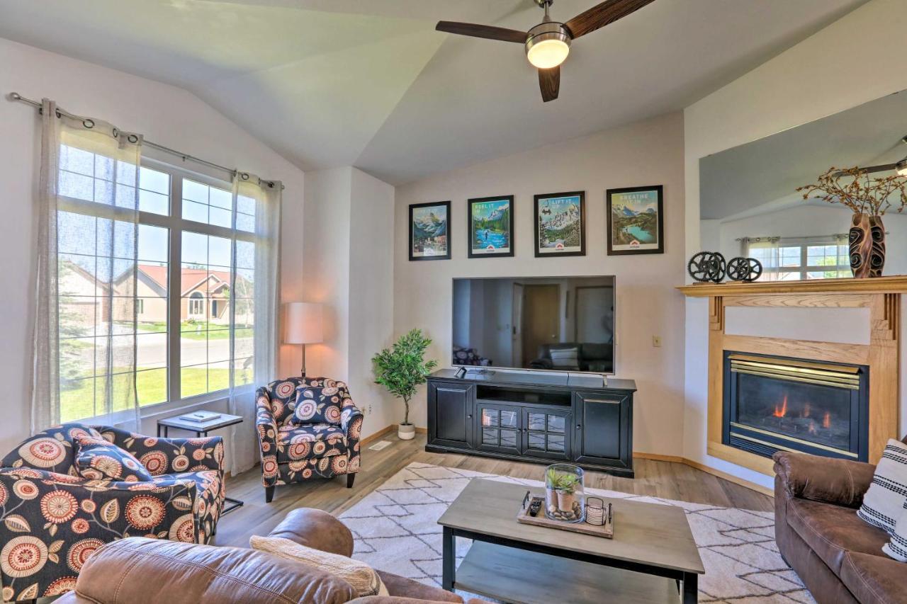 Red Lodge Townhome With Hot Tub And Mountain Views! ภายนอก รูปภาพ